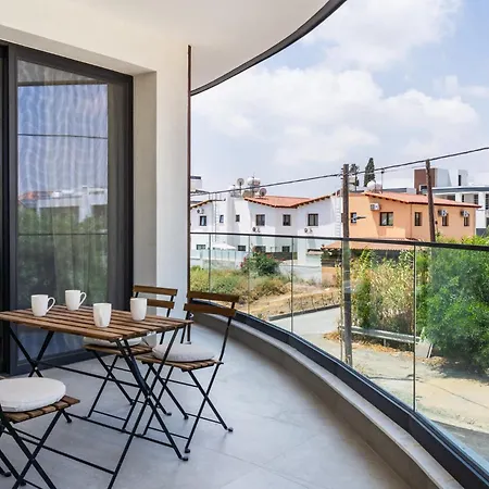Modern 1br With Balcony & Free Parking Livadhia