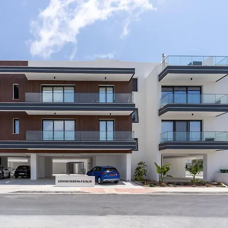 Appartement Modern 1br With Balcony & Free Parking Livadhia